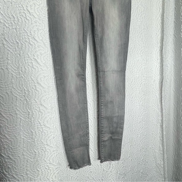 DL1961 Chloe Skinny Howl Gray Jeans - Picture 4 of 10